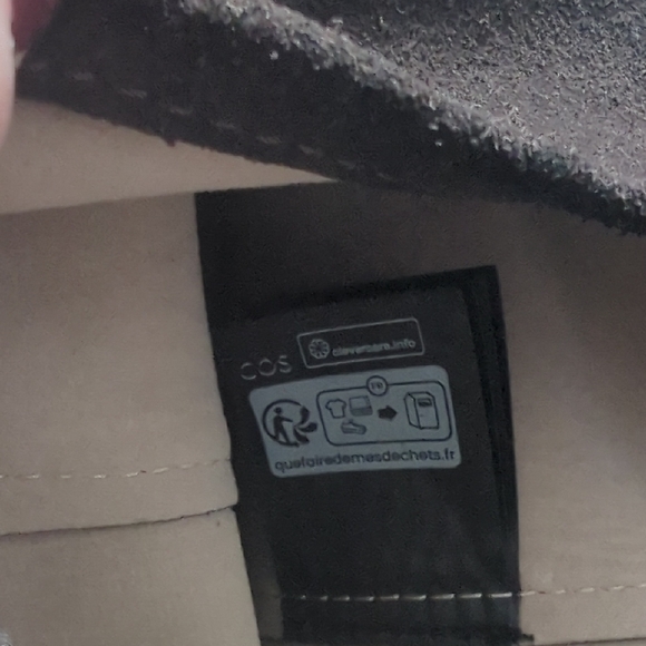 COS Paradigm Mini Tote Bag In Dark Brown Suede - Picture 7 of 8